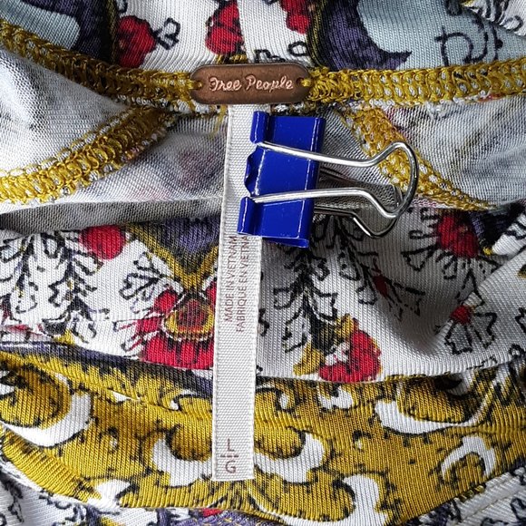 ⏰"Chase Me" Mock Neck Tee - Picture 4 of 12